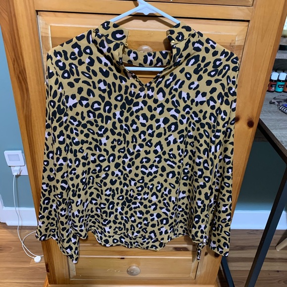 Blouse - Picture 3 of 4